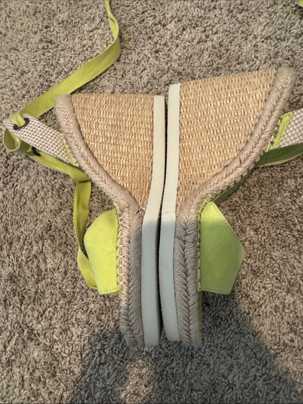Vince Camuto vince camuto